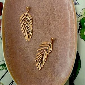 Kendra Scott Luka Feather Earrings